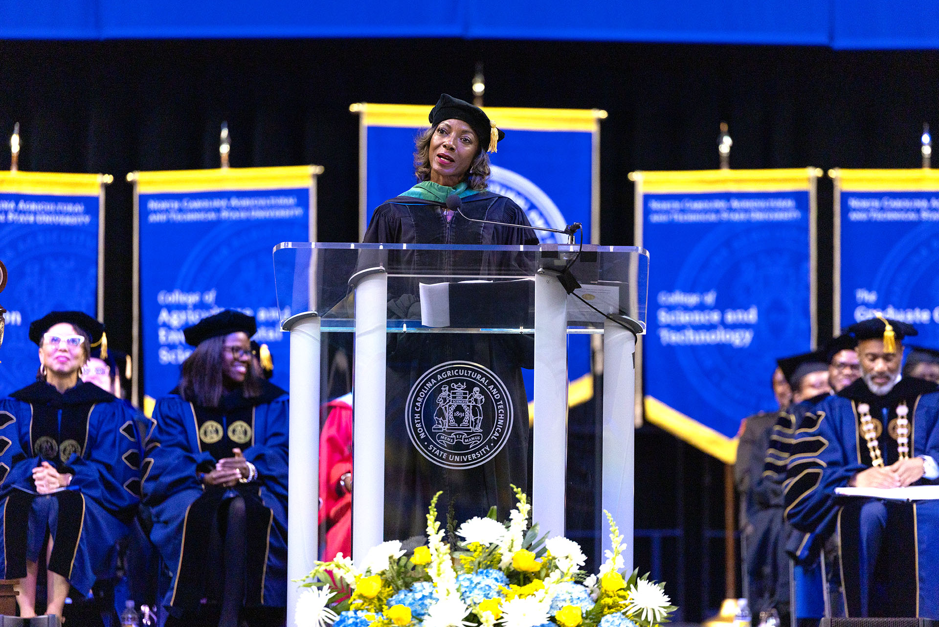 Nia Alumni cememony speaker